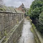 Feriehus Tower Place - Walls - Hot Tub York